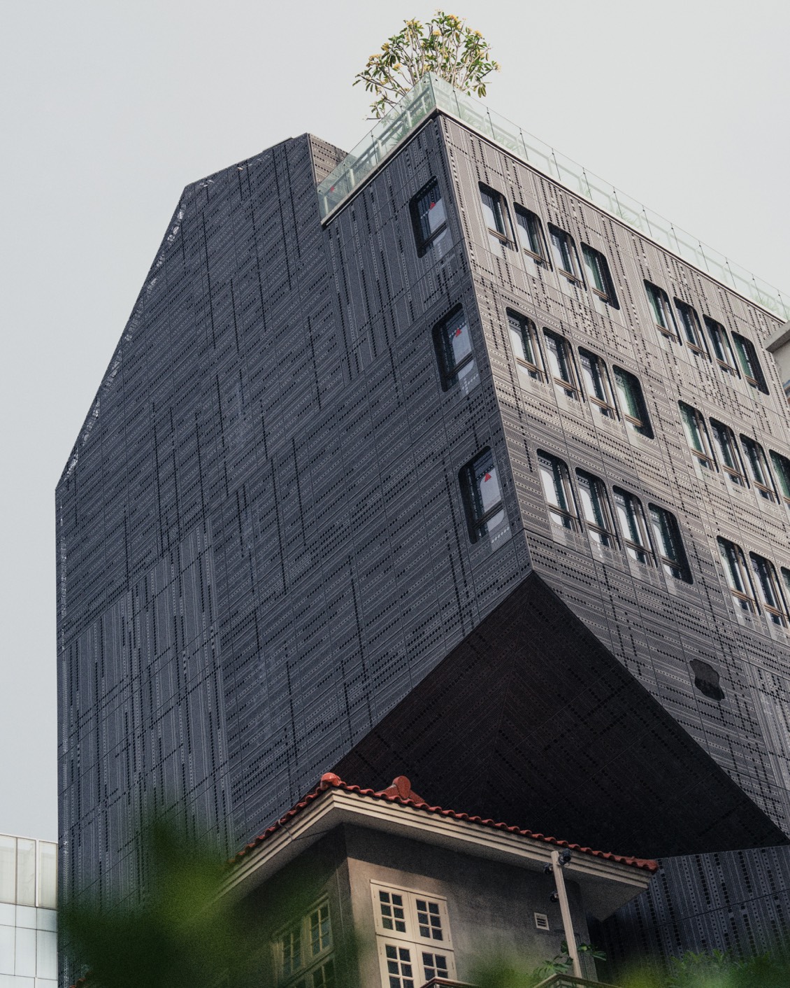 DH Originals Richard Hassell 02 C