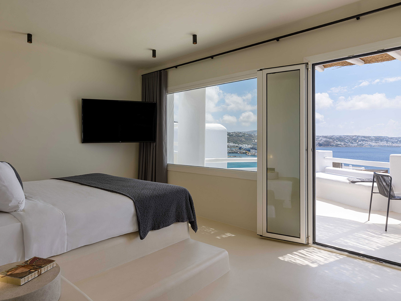 Rocabella Mykonos Deluxe Sea View Suite Outdoor Mini Plunge Pool R V2 01