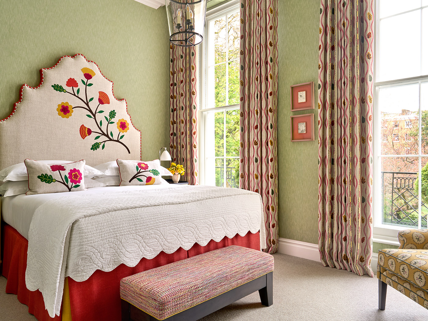 Dorset Square Hotel Summer Room R 01