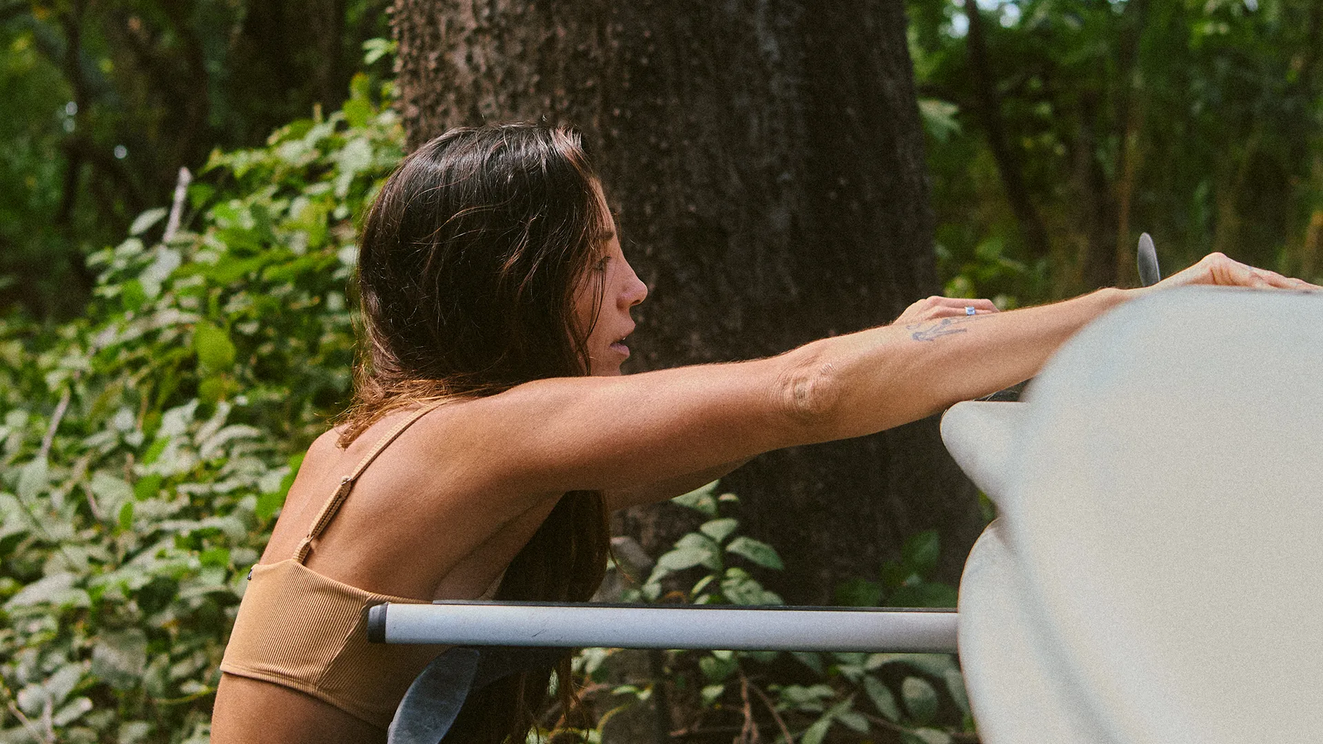 DH ESH 1389 1920X1080