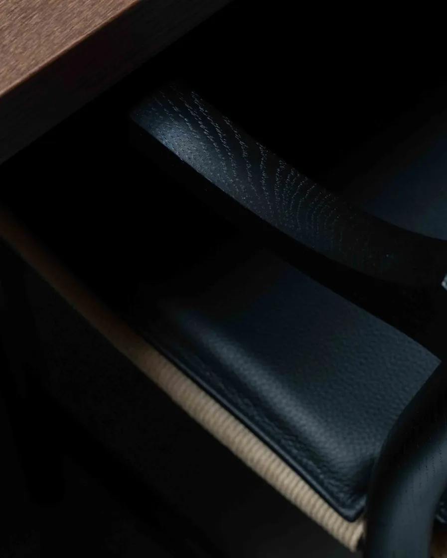 DH Swedish Bauhaus Bp 00