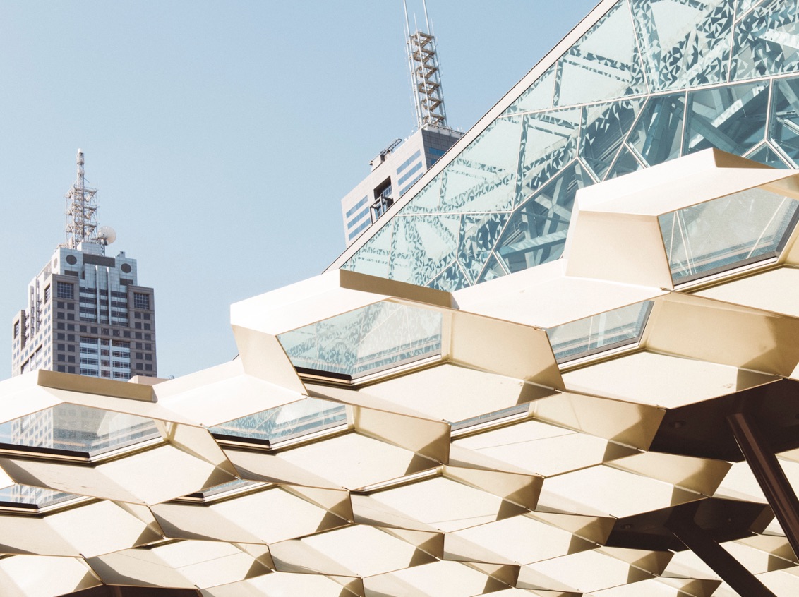 010 Adelphi Hotel Neighbourhood