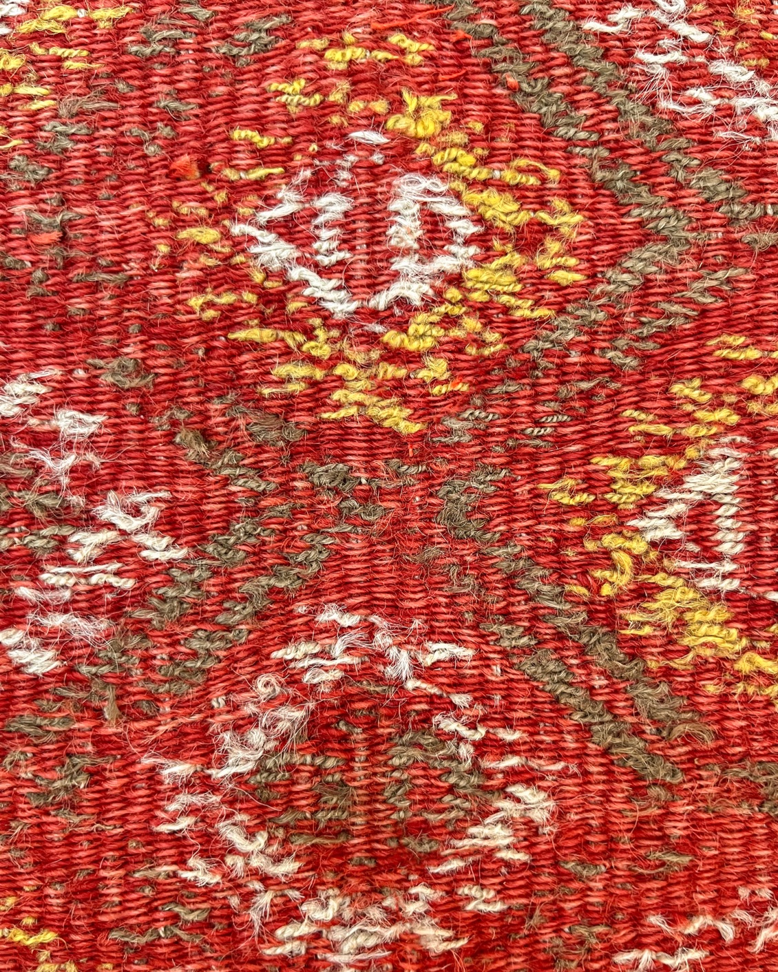 007.1 BP Weaving Myth And Tradition In Crete