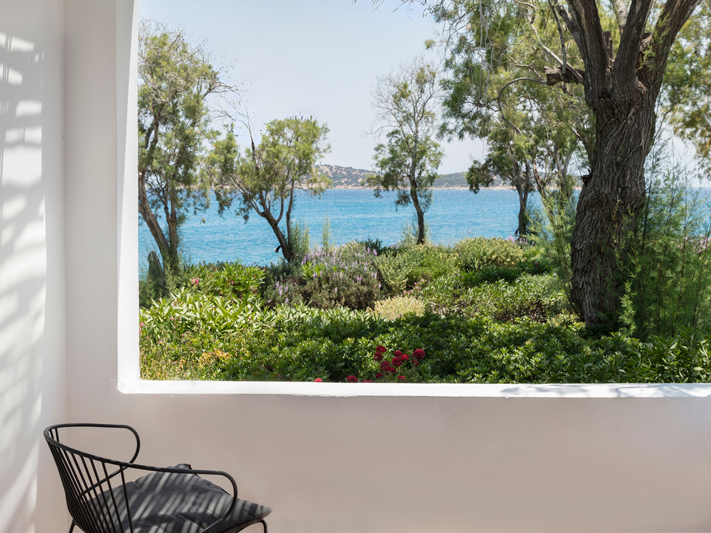 Minos Beach Superior Seafront Bungalow R 08