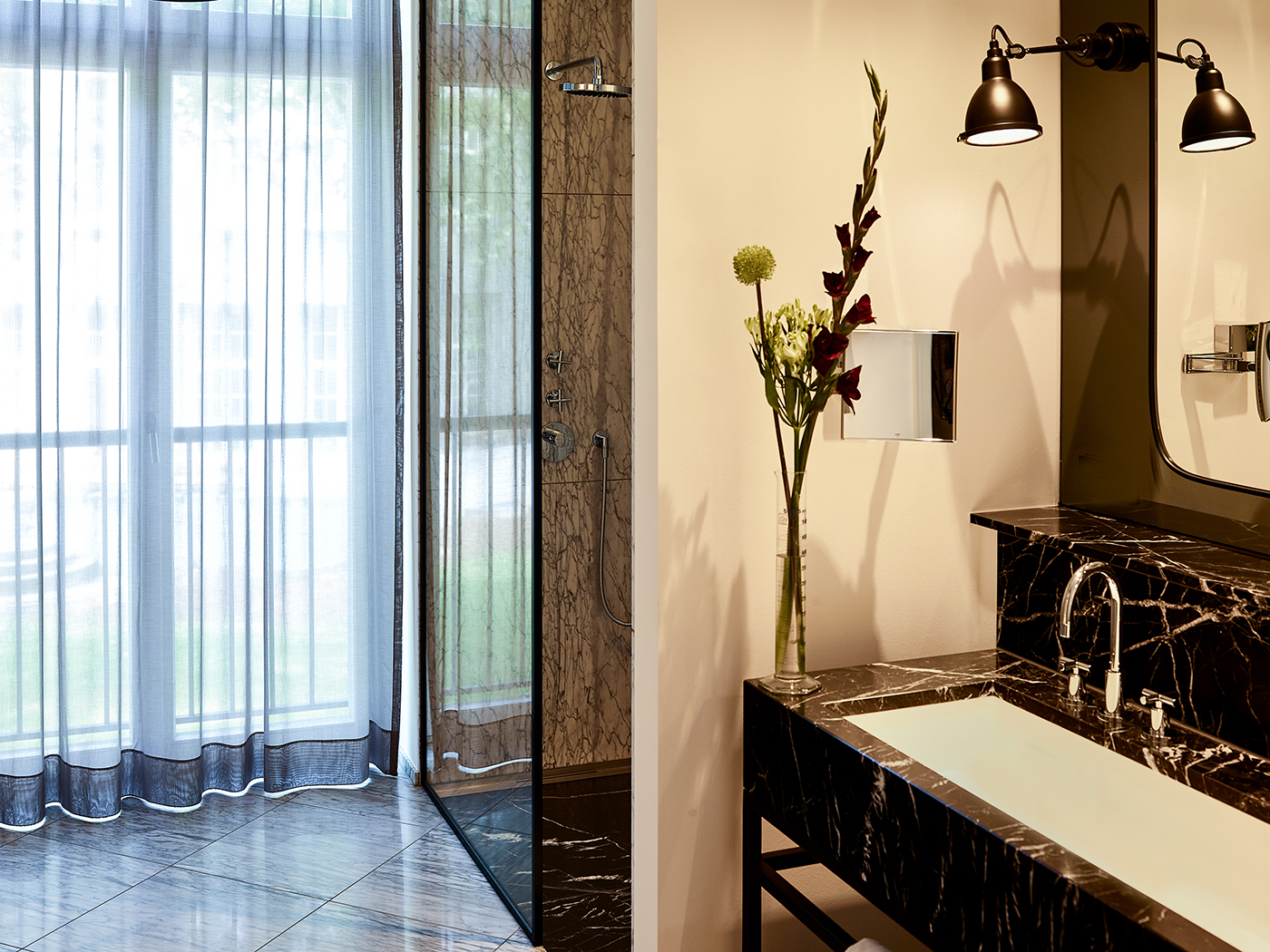 Qvest Hotel Townhouse Park Suite R 06