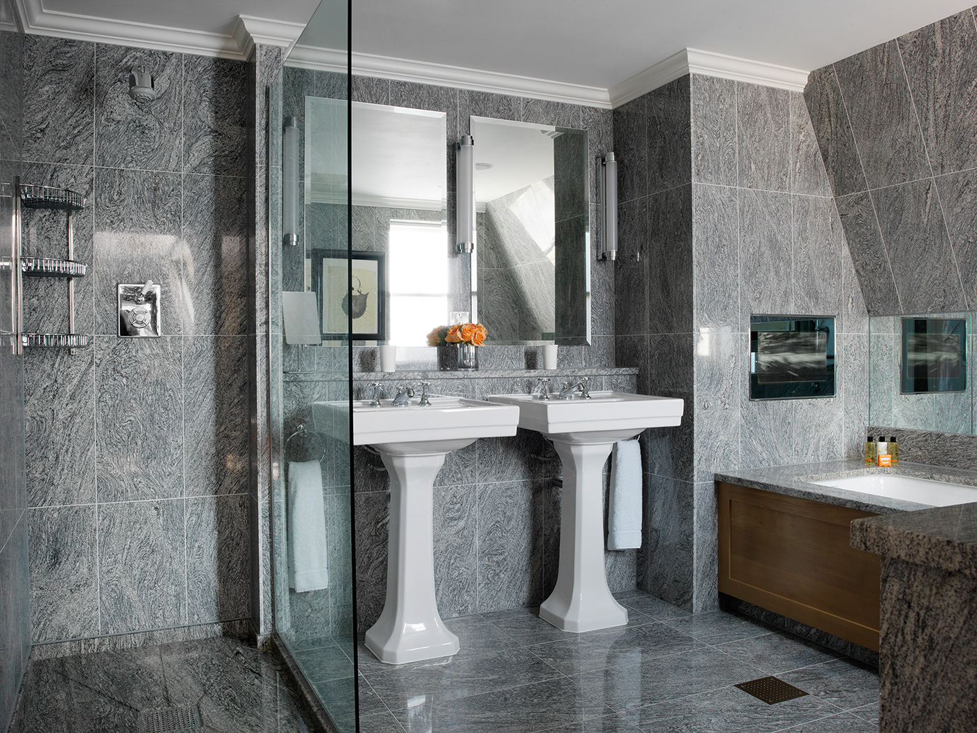 Charlotte Street Deluxe Room R 11