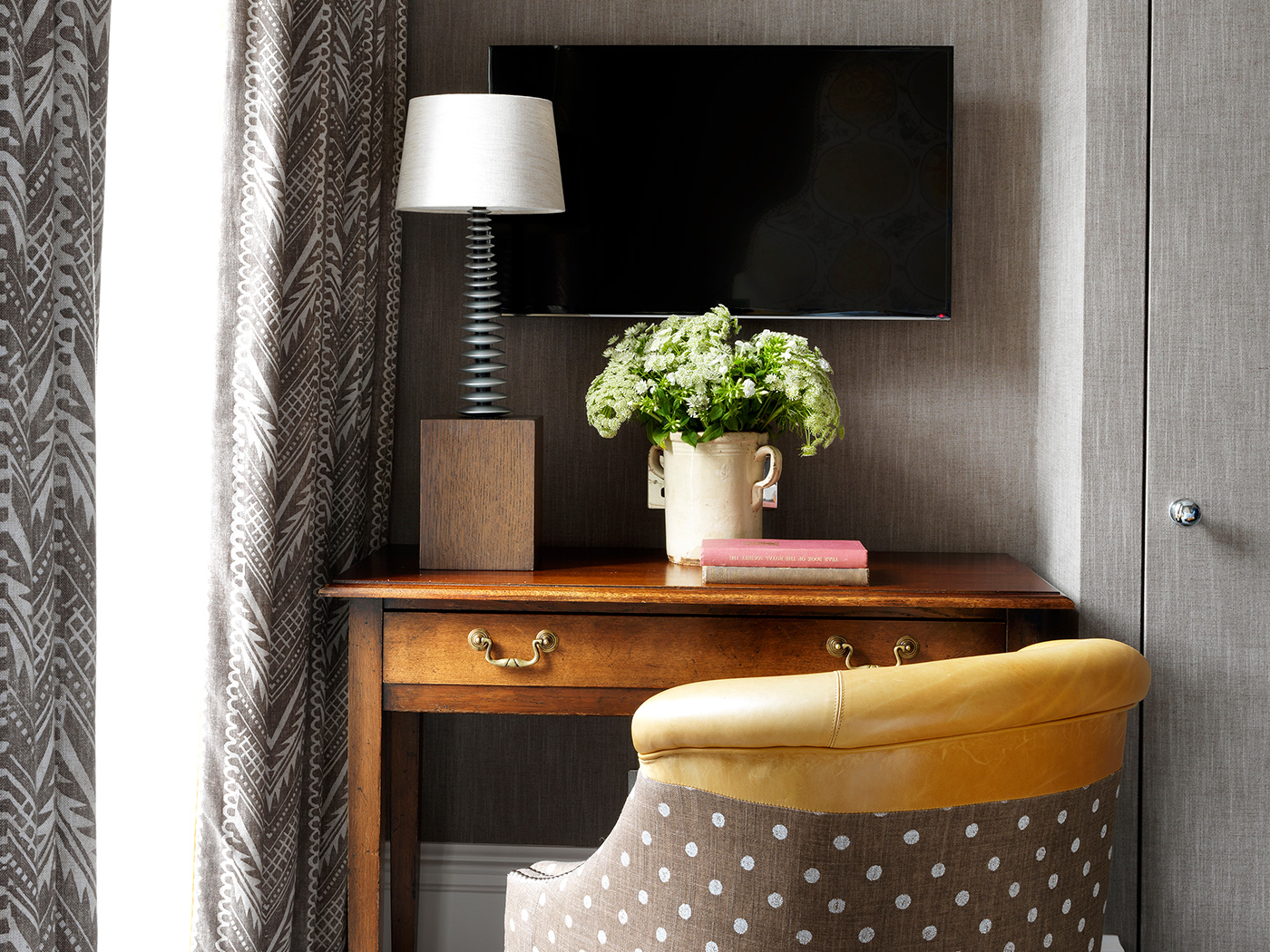 Number Sixteen Superior Room R V2 02