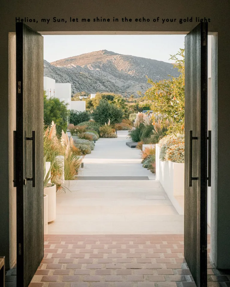 25 Female Wellness Parilio View Garden