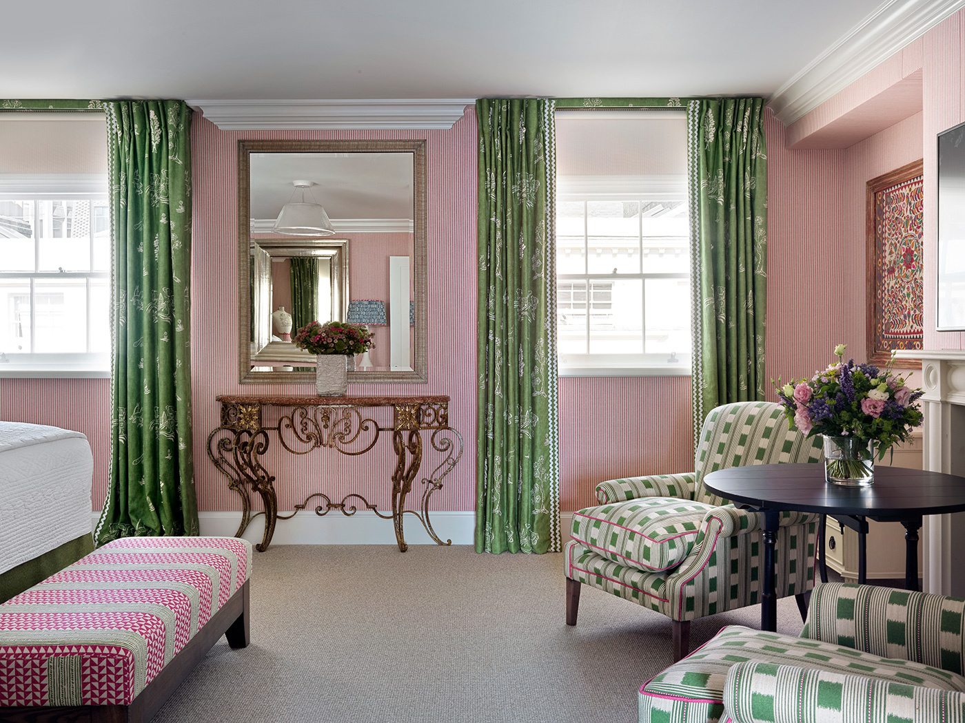 Haymarket One Bedroom Suffolk Suite R 14