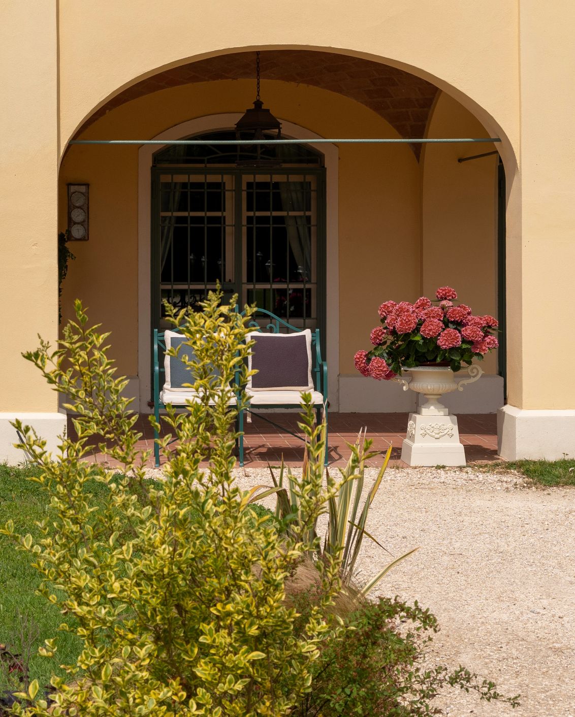 08 DH Sneak Peak Elizabeth Country House Exterior Terrace