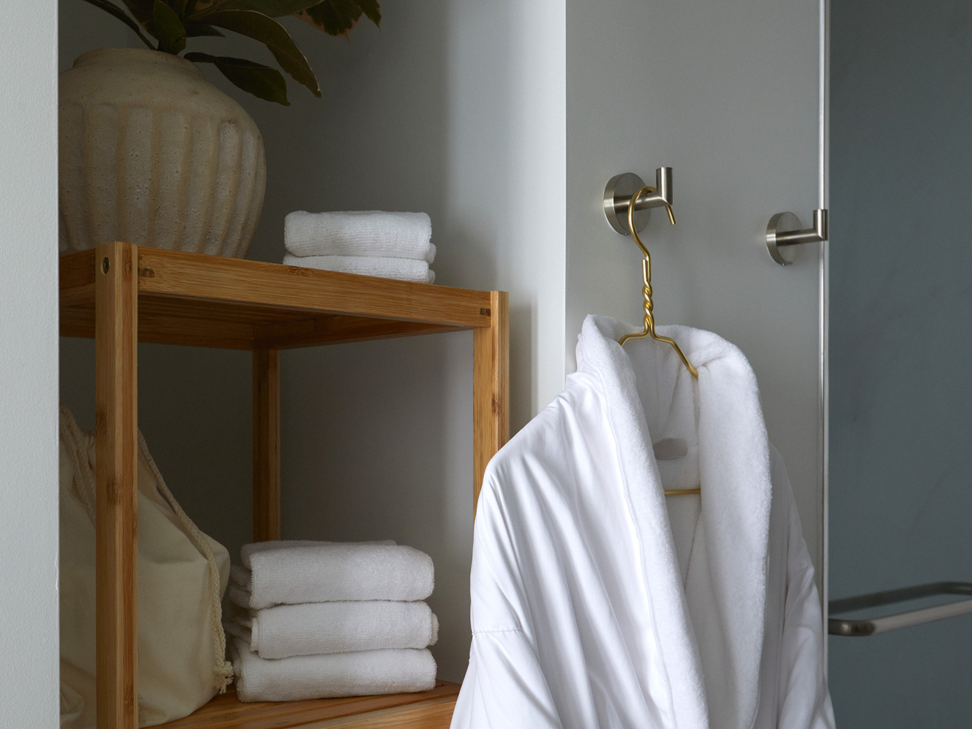 Granger Hotel Skyline Deluxe Corner King R V2 08