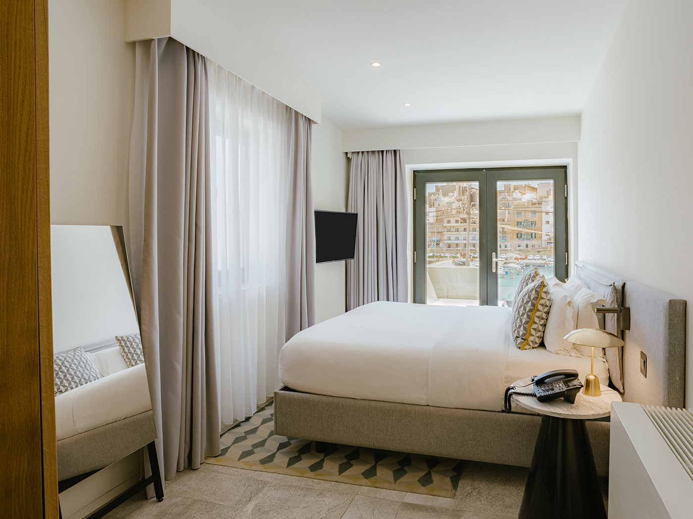 Cugo Gran Macina Grand Harbour Presidential Suite V2 R 01