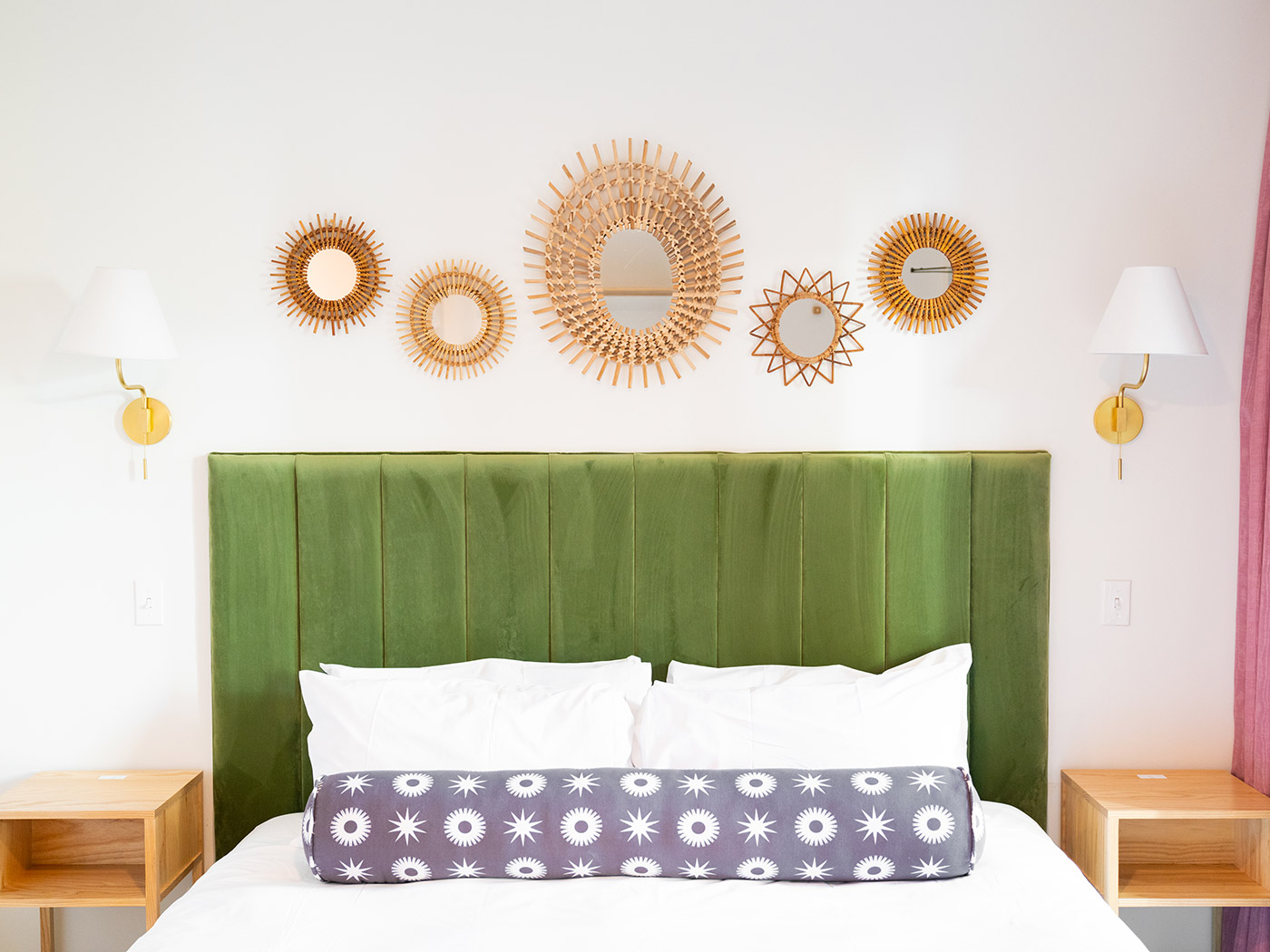 Brandford House Modern King ADA R 01