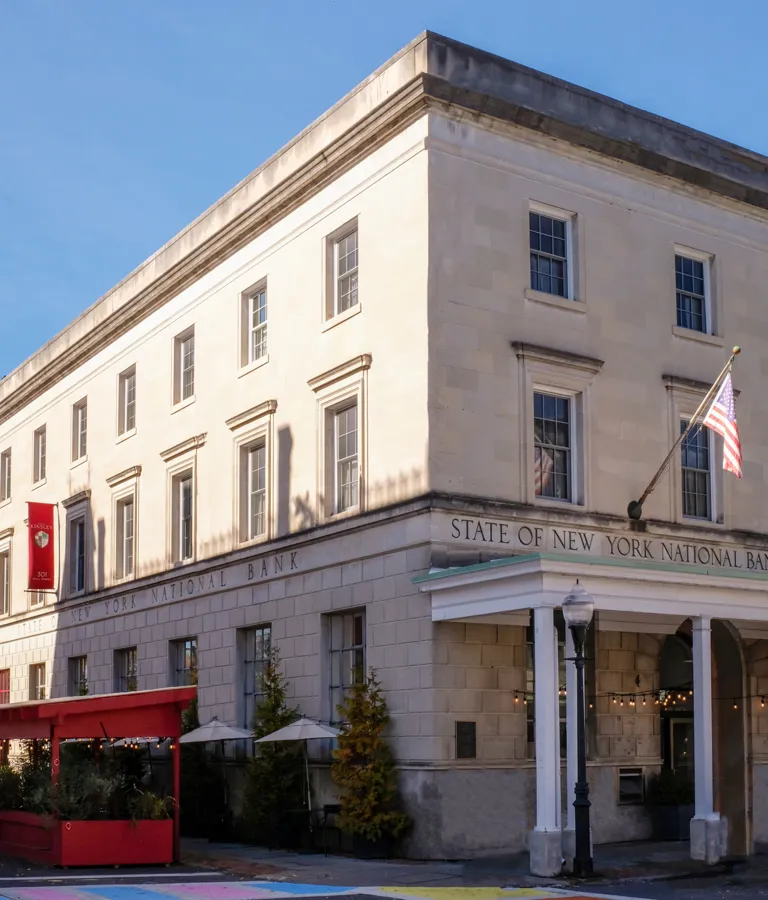 Hotel Kinsley Architecture