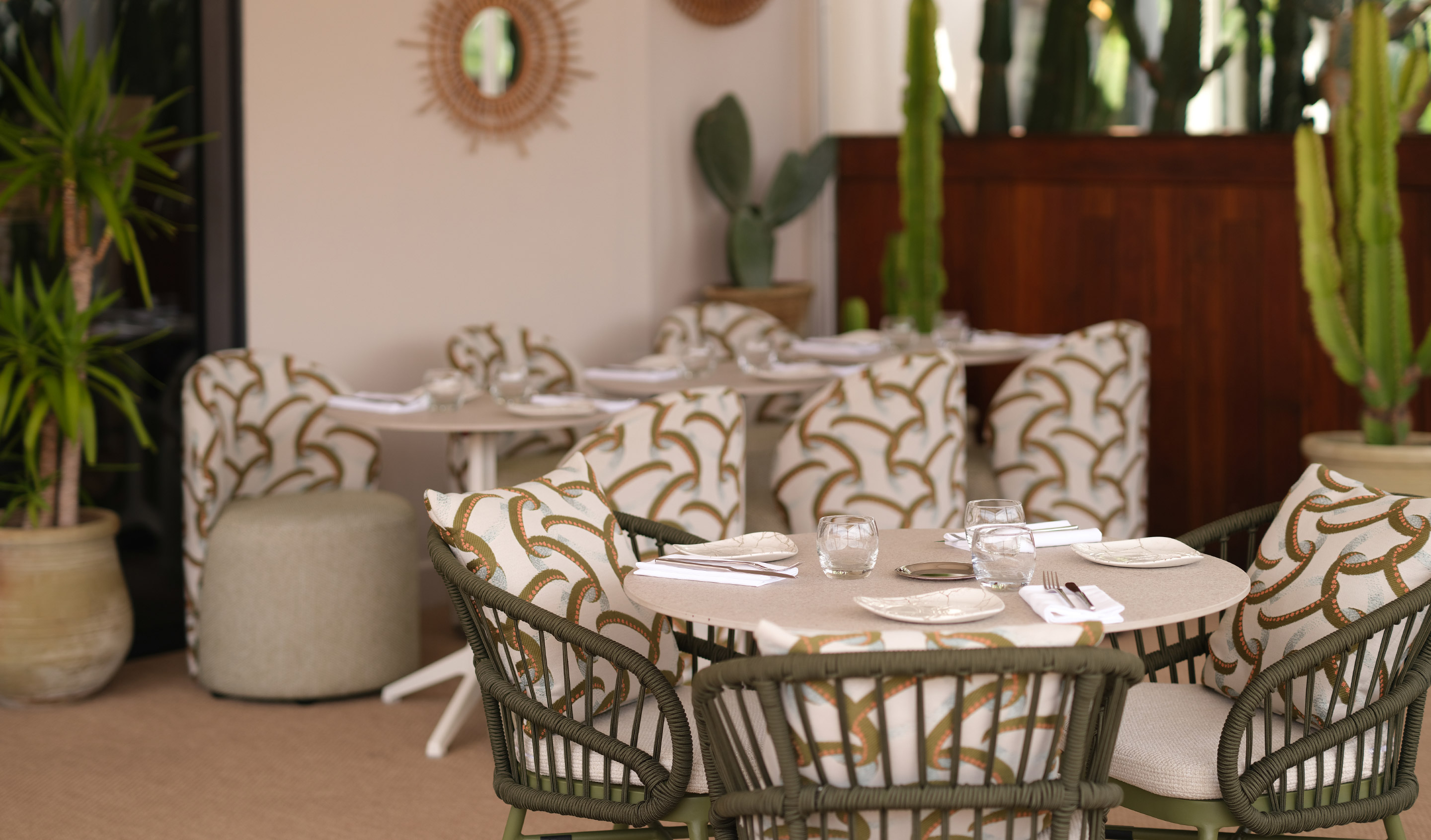 G 16 Five Seas Hotel Cannes