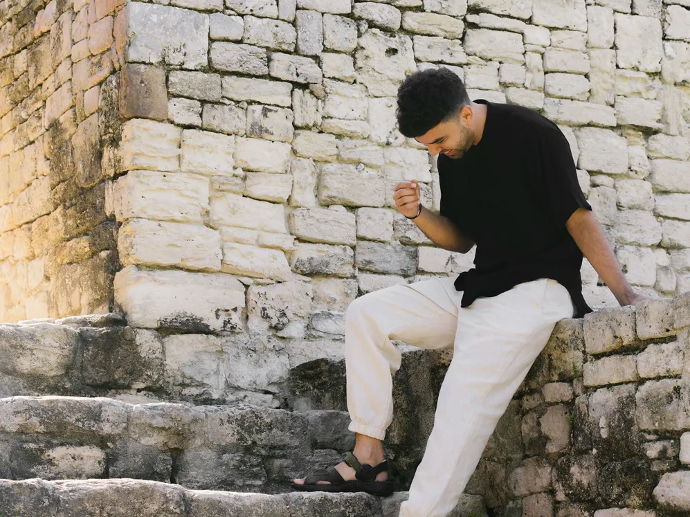 001 Rodrigo Juarez Portrait Header Edit