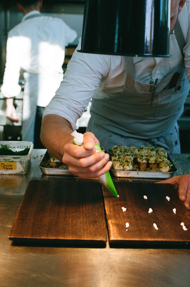 DH24 CE Amsterdam Travelpro05