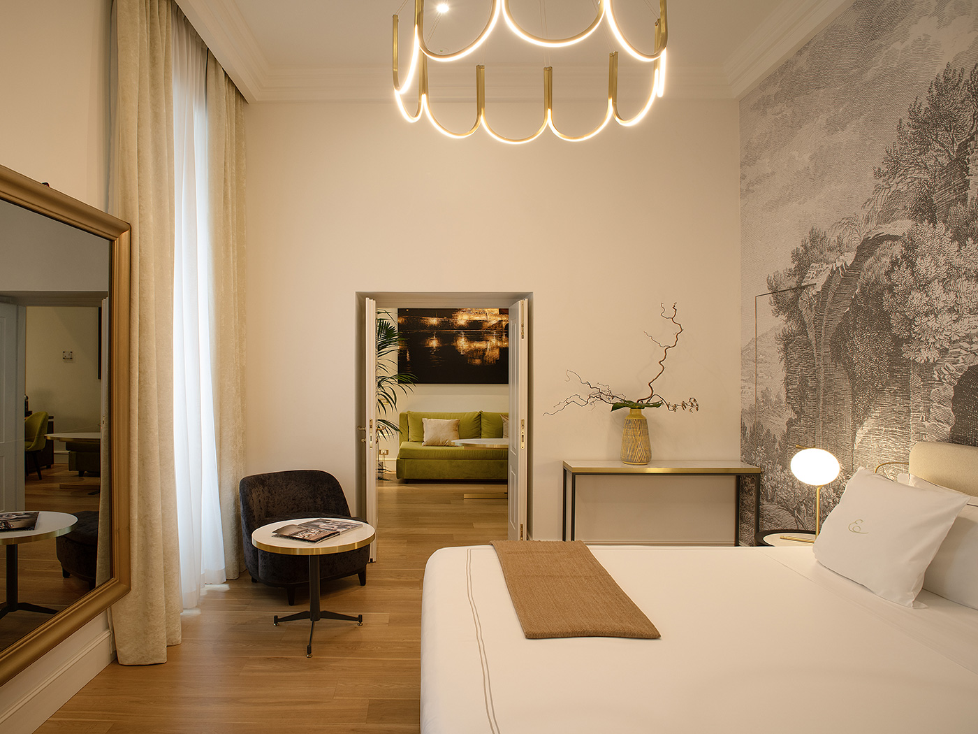 Elizabeth Unique Elizabeth Master Suite R 08