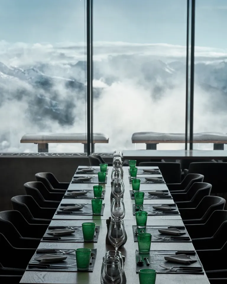 MICE Groups 06 Meetings 02