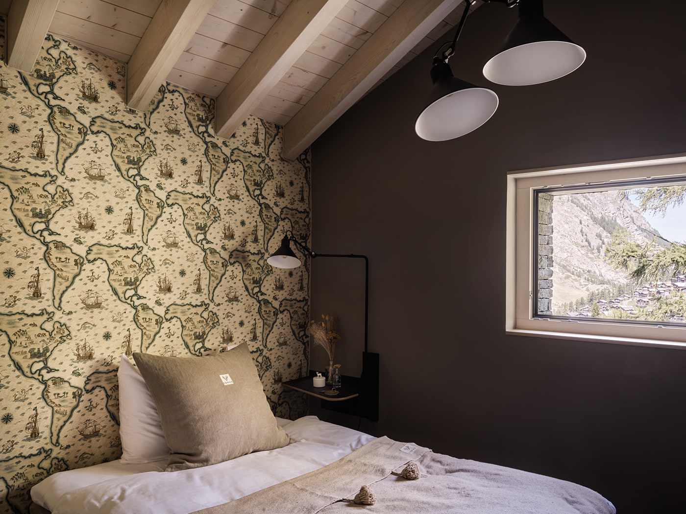 Cervo Mountain Resort Huntsman Triple Suite R 07