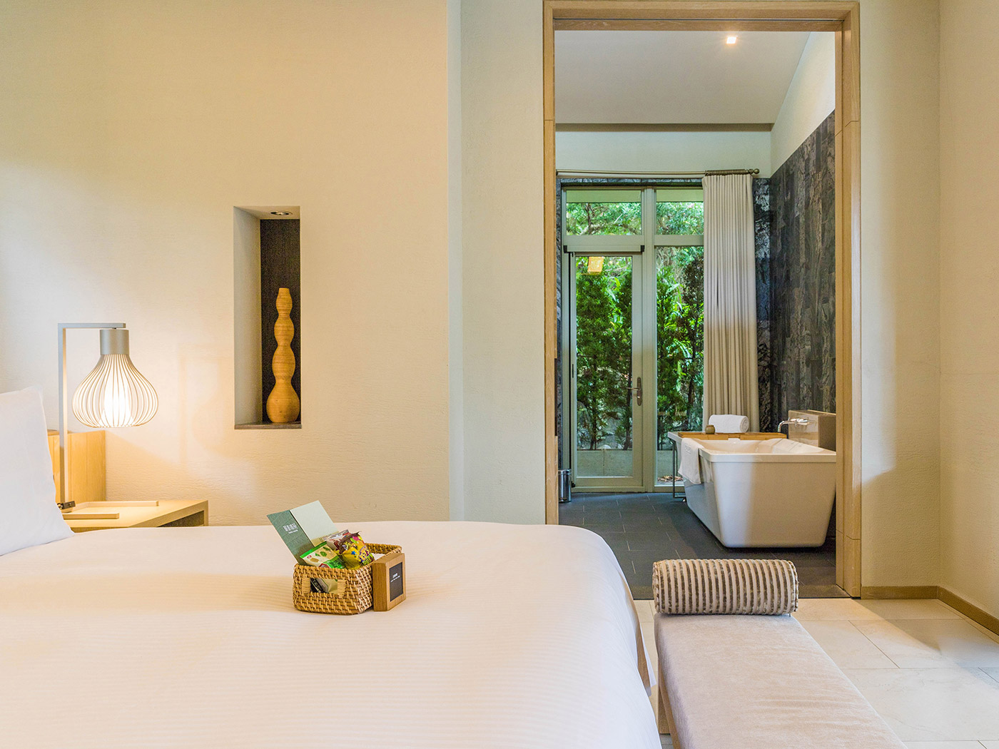 Gloria Manor Grand Gloria Suite R 02 (1)