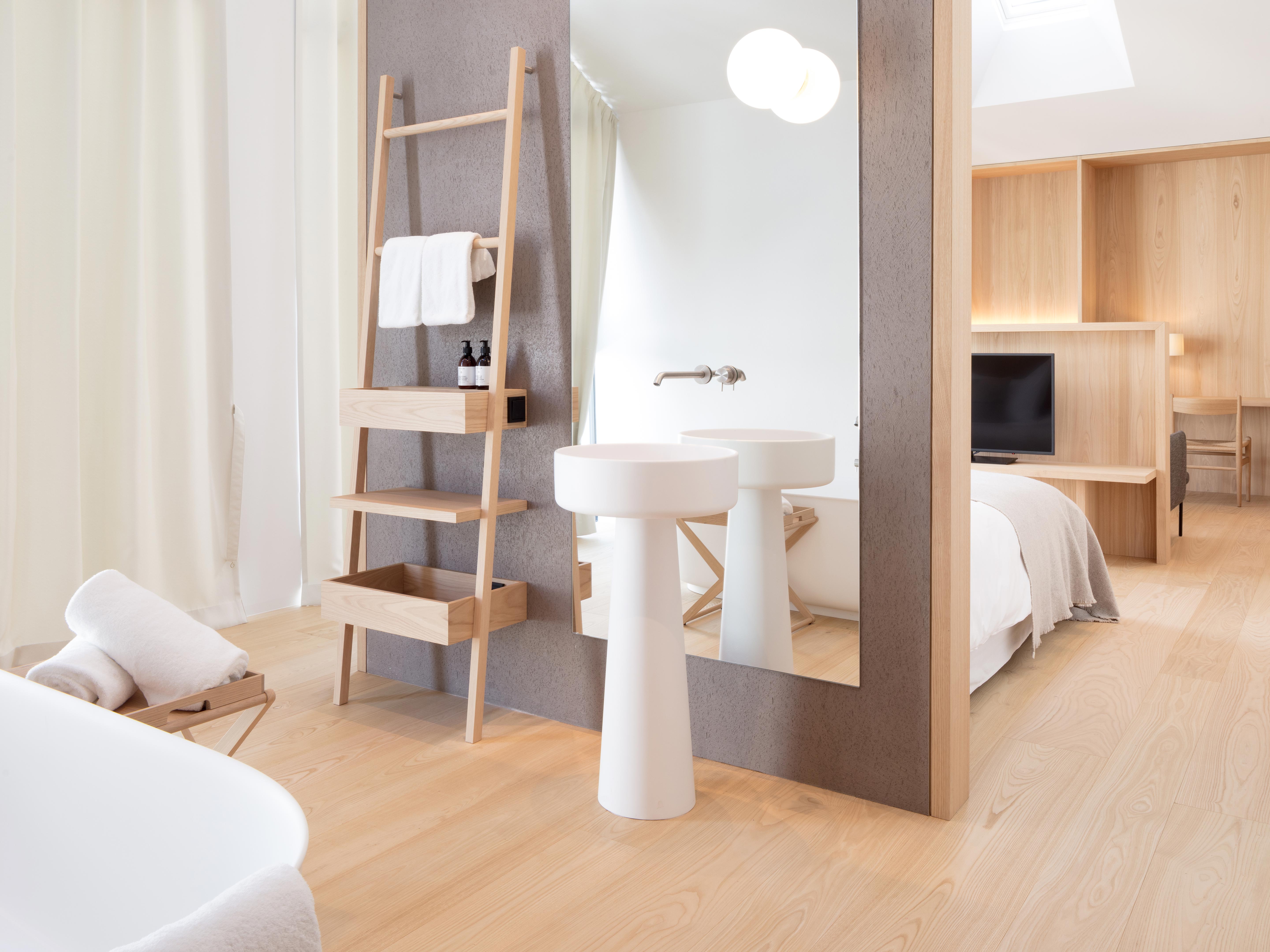 Schgaguler Hotel Town Suite in Castelrotto