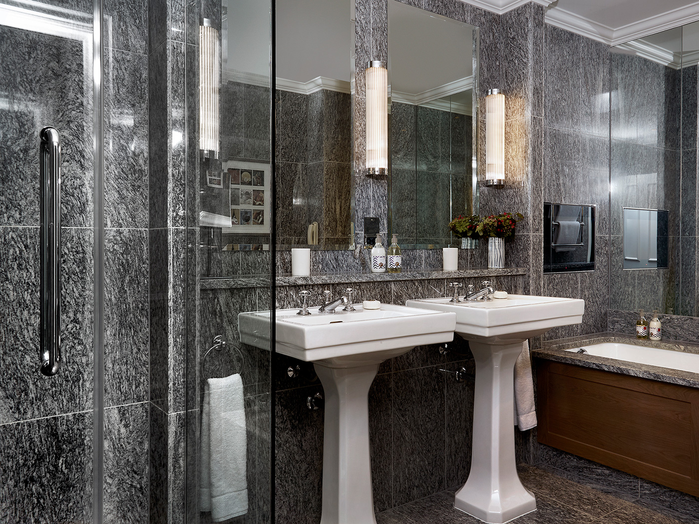 Knightsbridge Knightsbridge Suite R 07