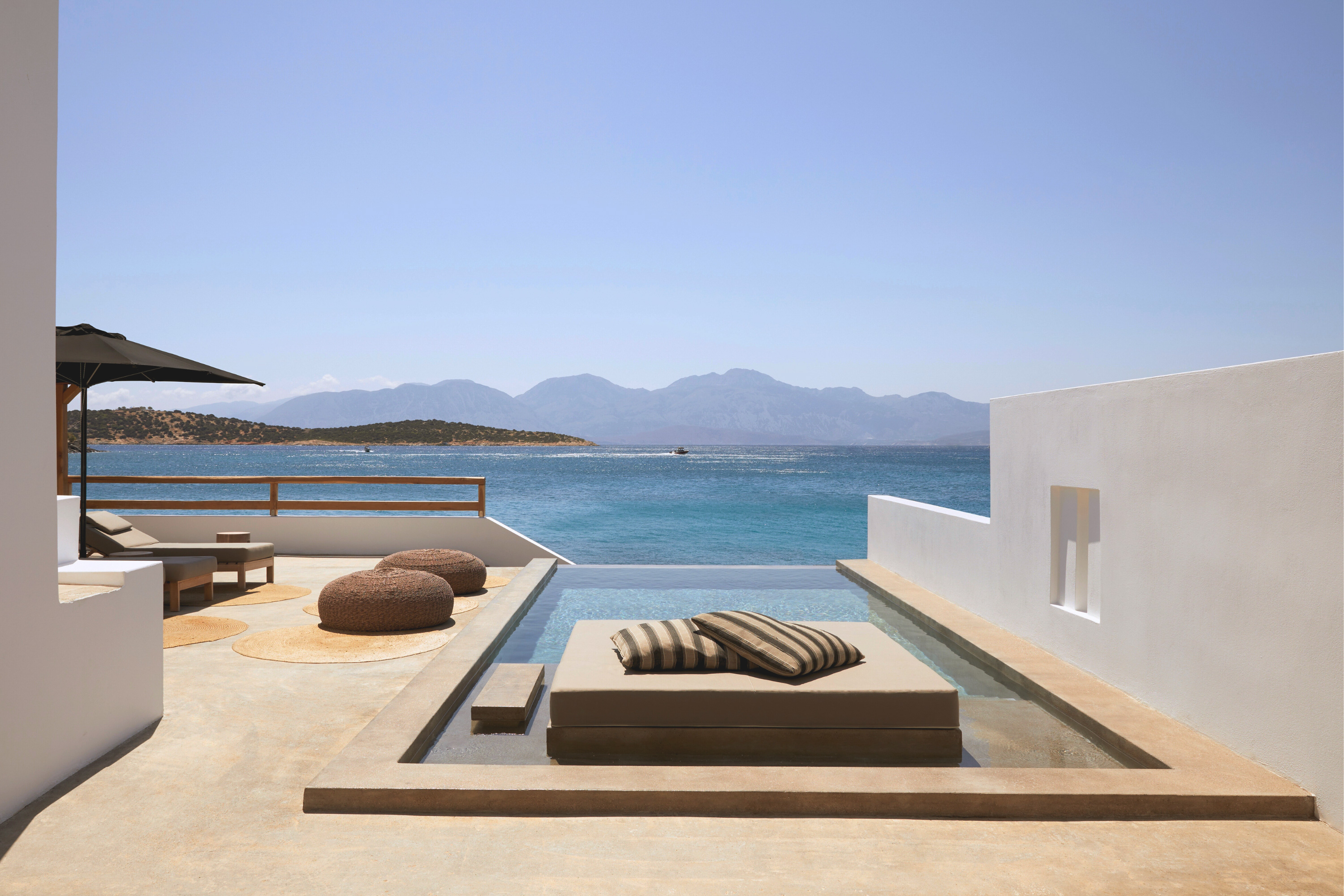 G 23 Minos Beach Art Hotel