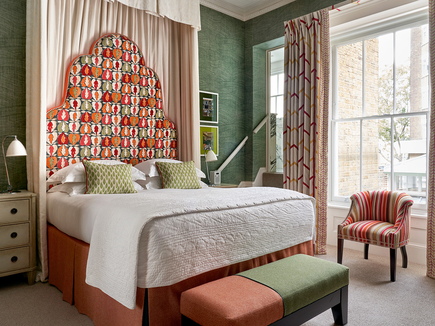 Number Sixteen Deluxe Room R V2 01