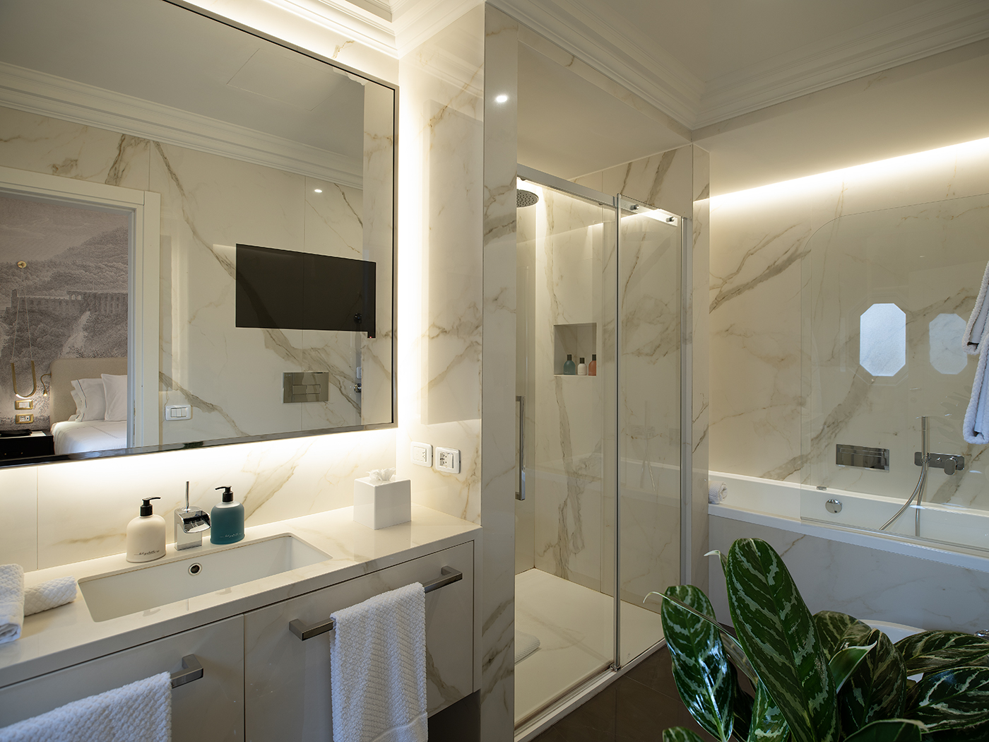 Elizabeth Unique Hotel Suite R 05