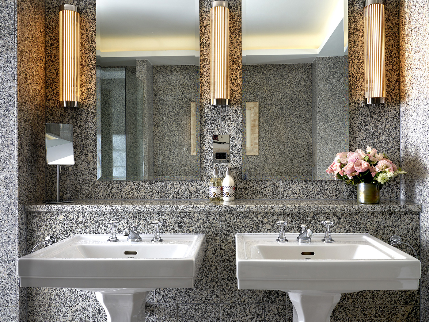 Haymarket Luxury Room R 04