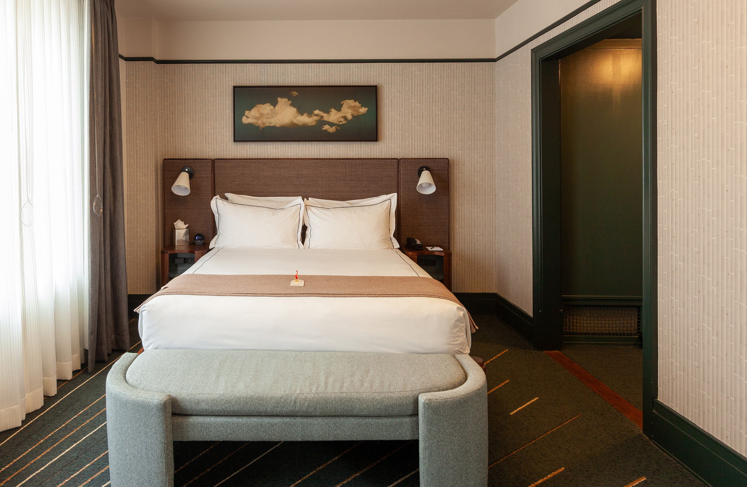 G 17 The Flat Rion Hotel