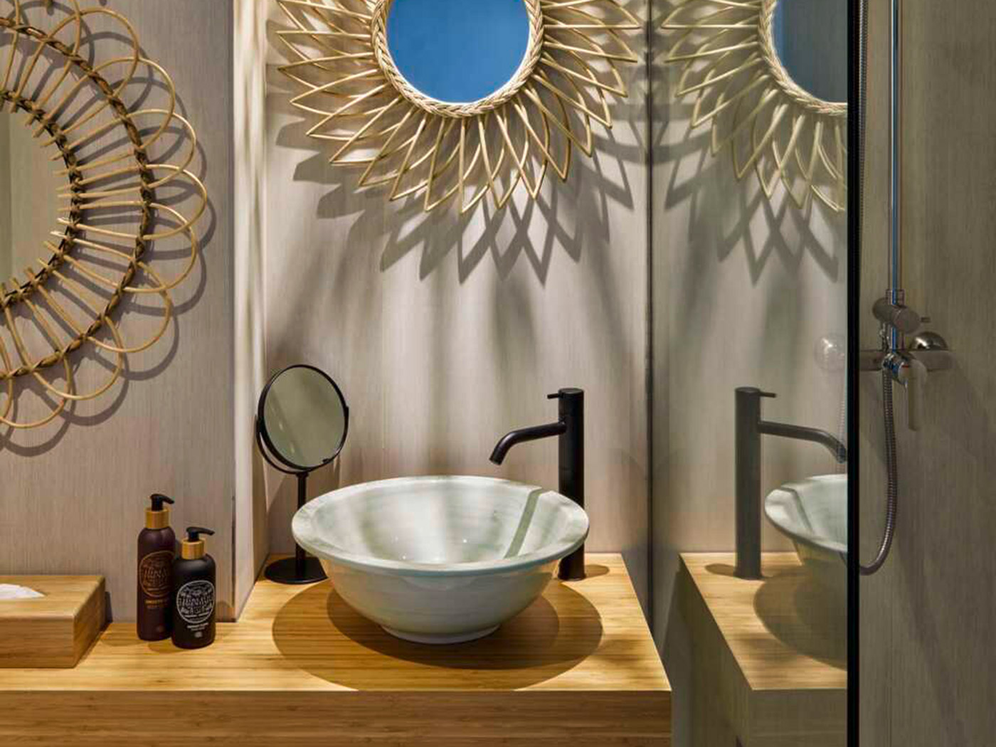 Bikini Island Bayside Plus Room R V2 05