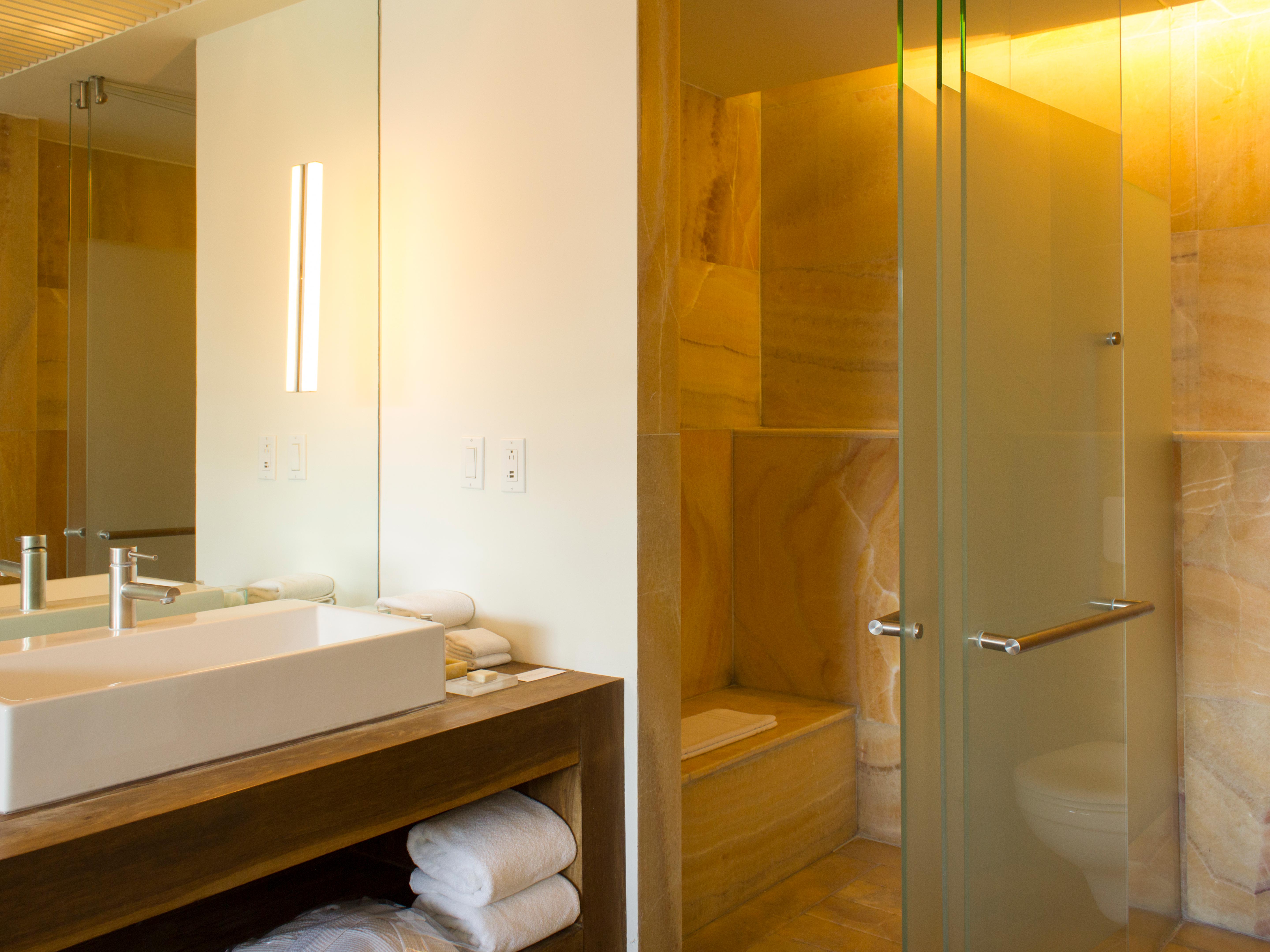 Double, La Purificadora