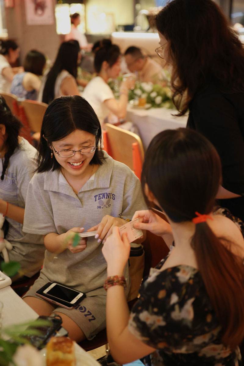 DH24 SALES S Chengdu Travelpro 20