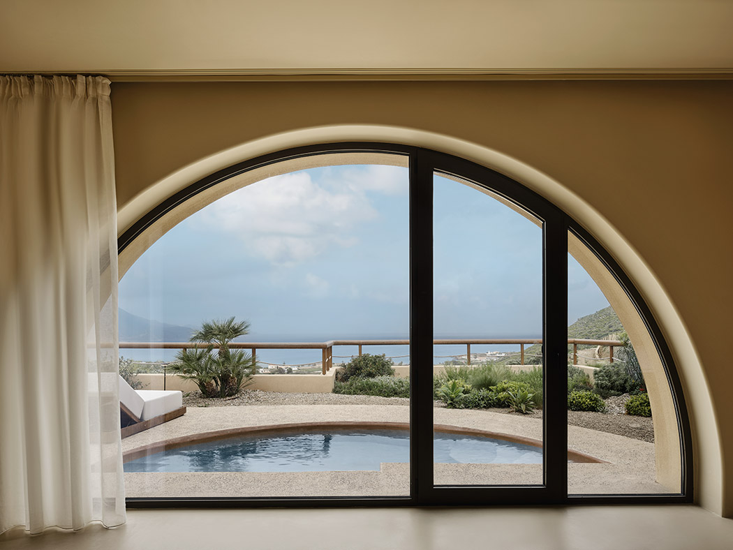 Tella Thera Grand Suite R 10