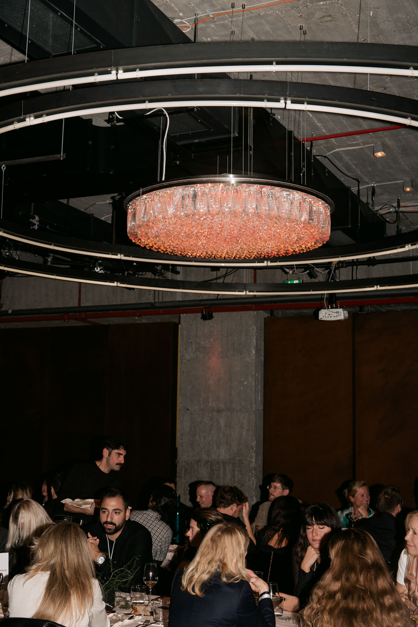 DH24 CE Hamburg Travelpro 33