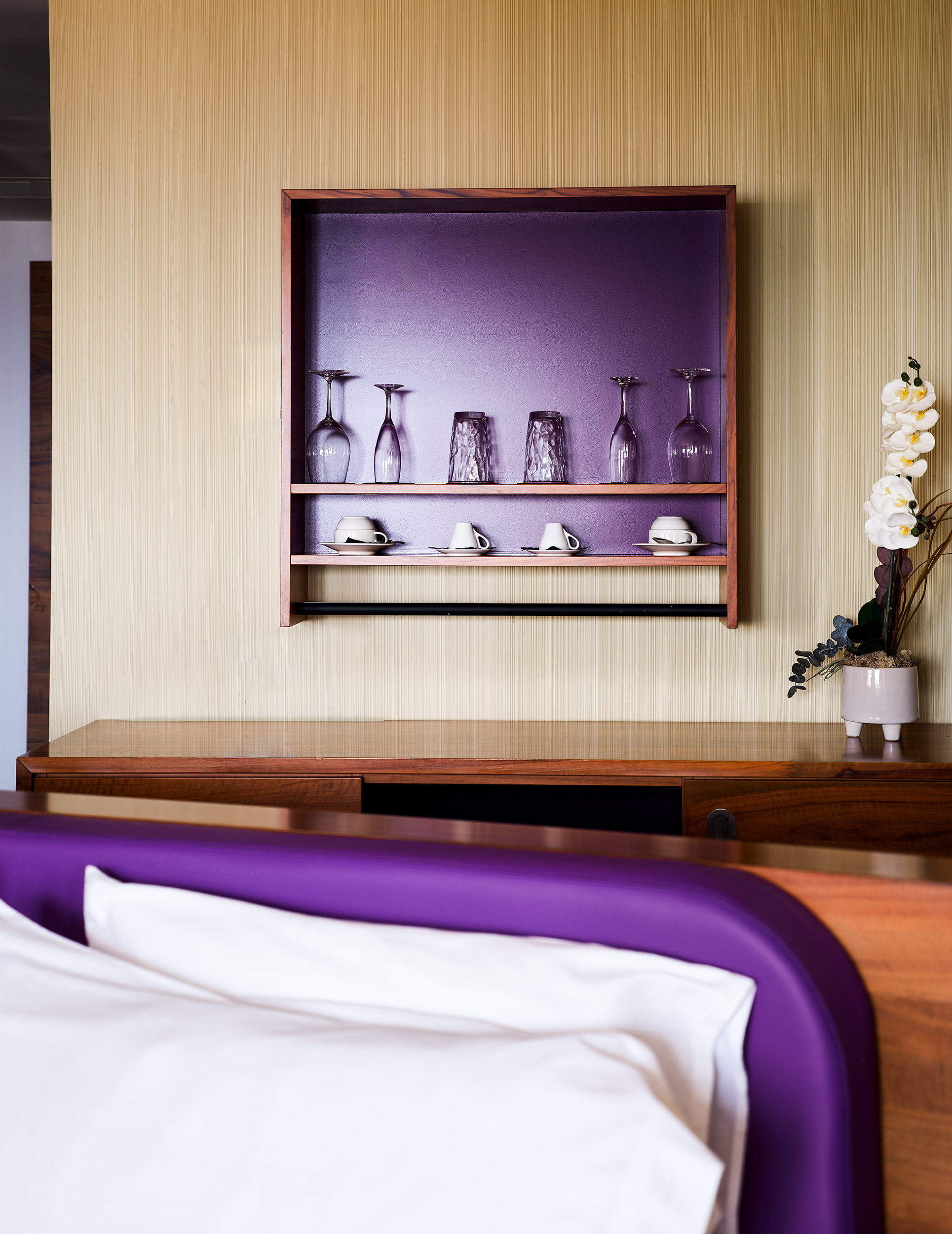 G 13 Bohemia Suites And Spa