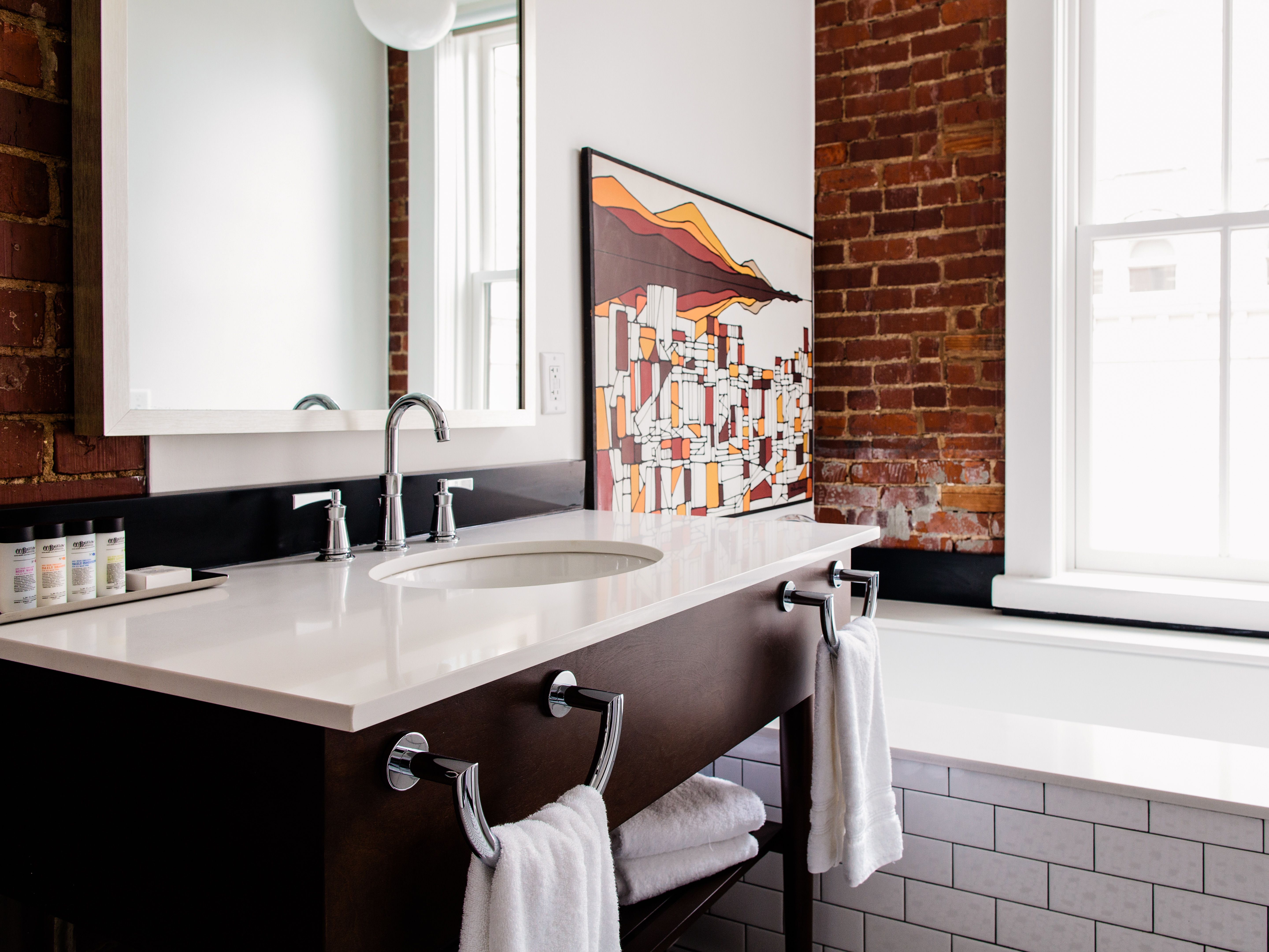 The Dwell King Bathroom in Chattanooga