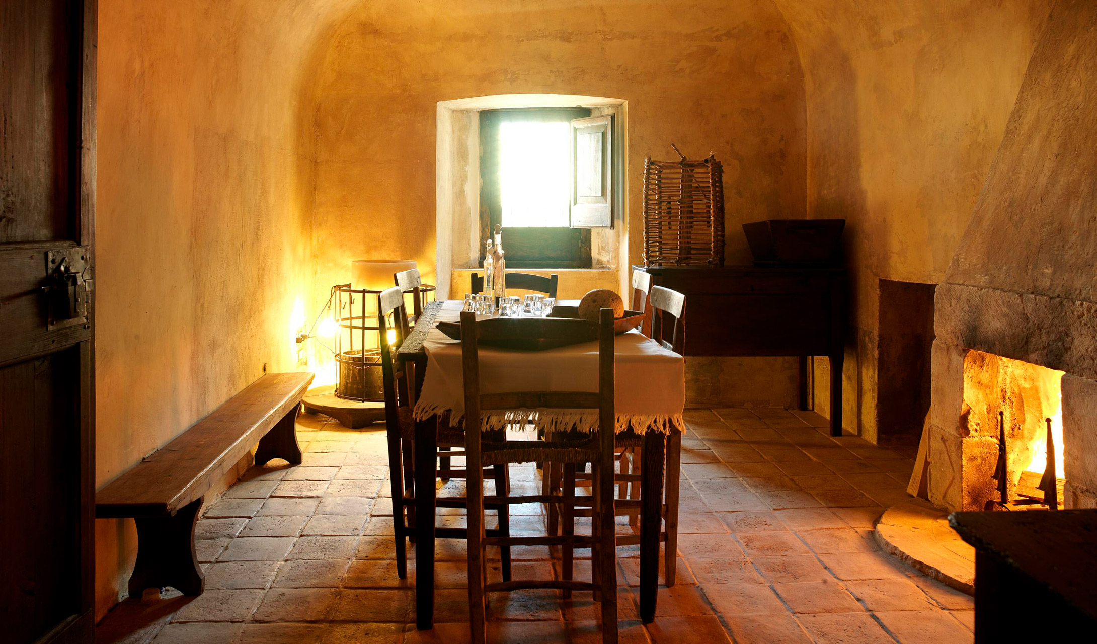Sextantio Albergo Diffuso Table in Santo Stefano di Sessanio