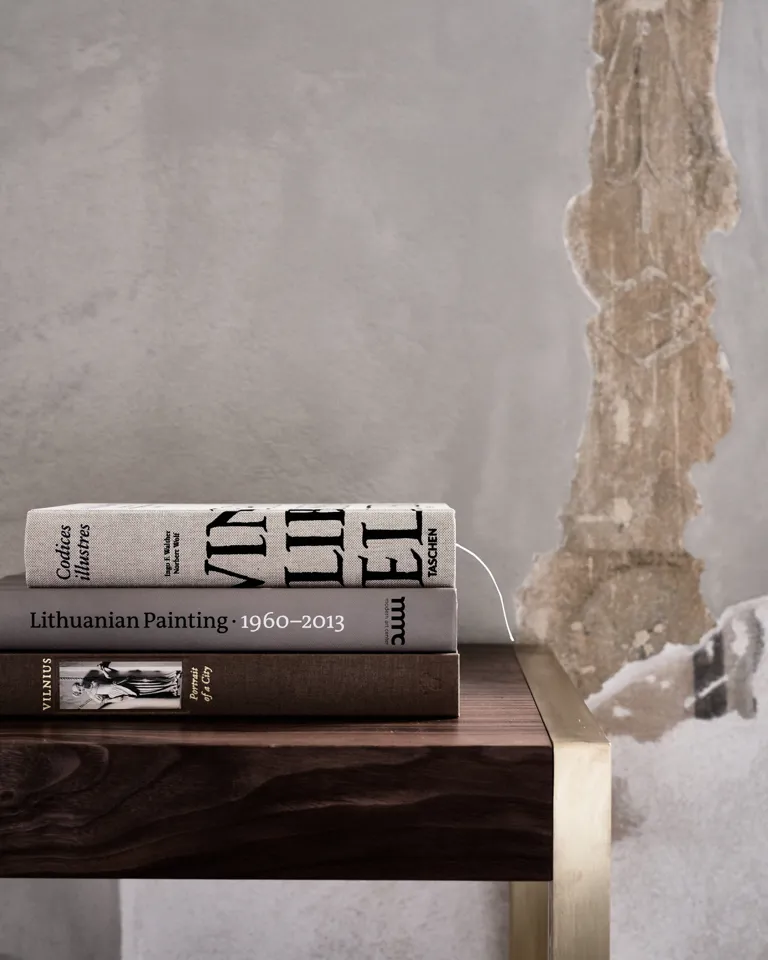 002 Hotel Pacai Books Detail