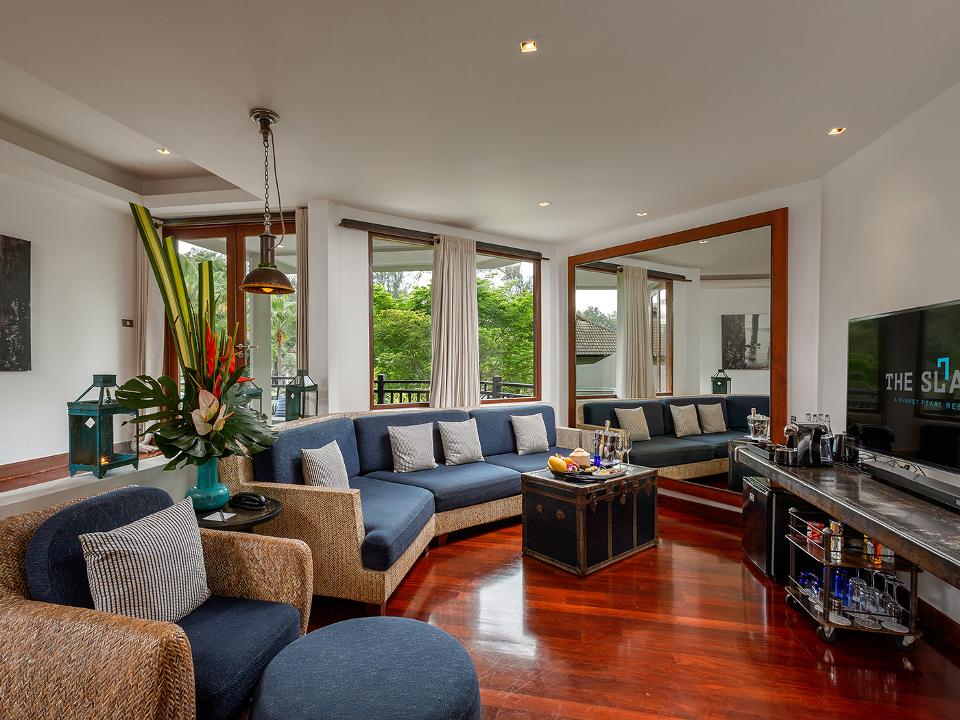 The Slate Two Bedroom Pearl Shell Suite V5 R 02