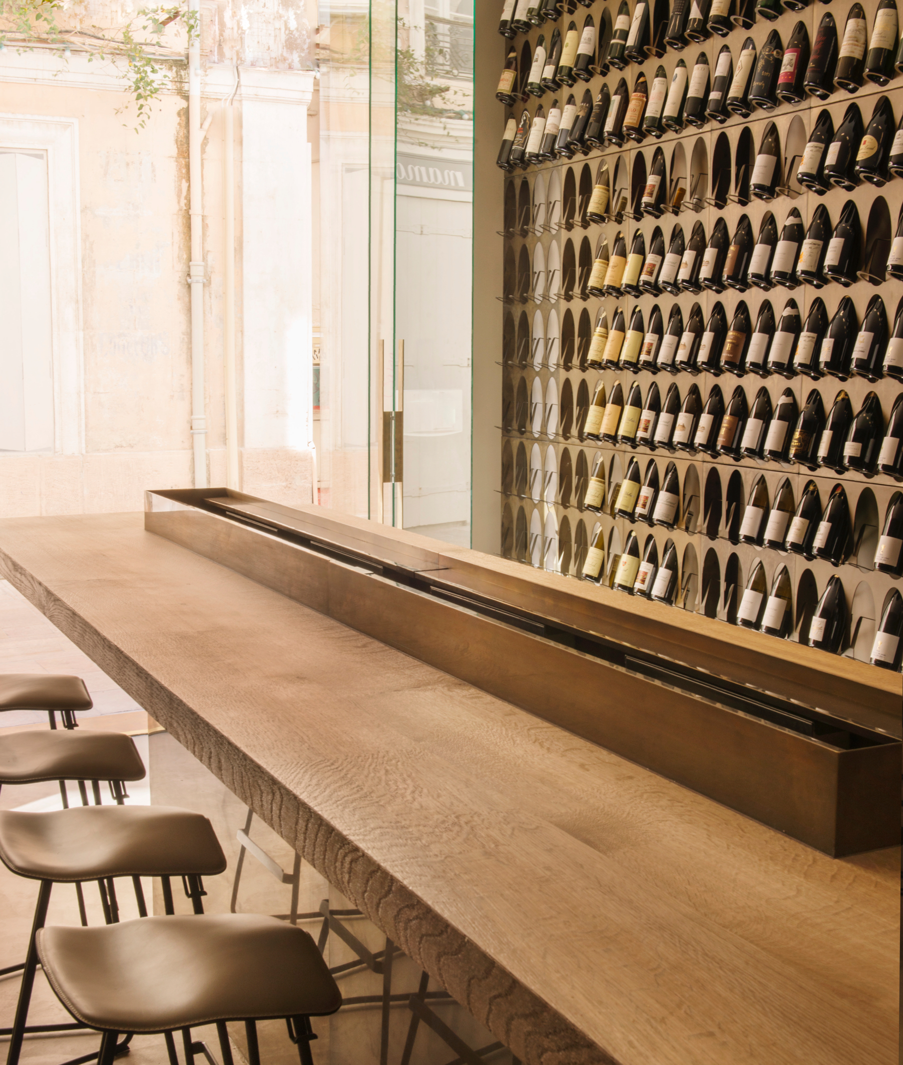 Hotel De Tourrel Theme Box Wine And Dine 01