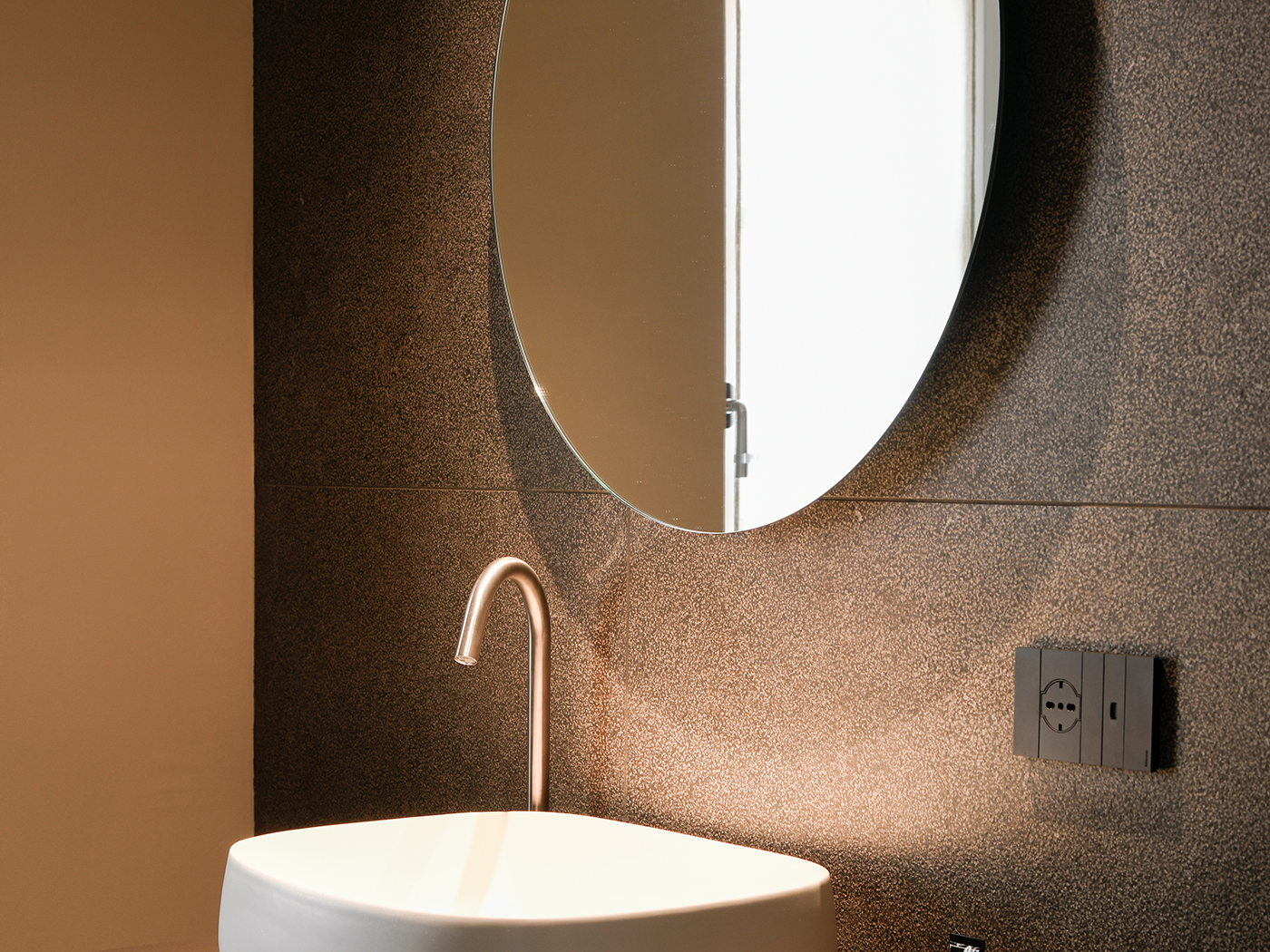 Hotel Windsor Deluxe Room V2 R 07