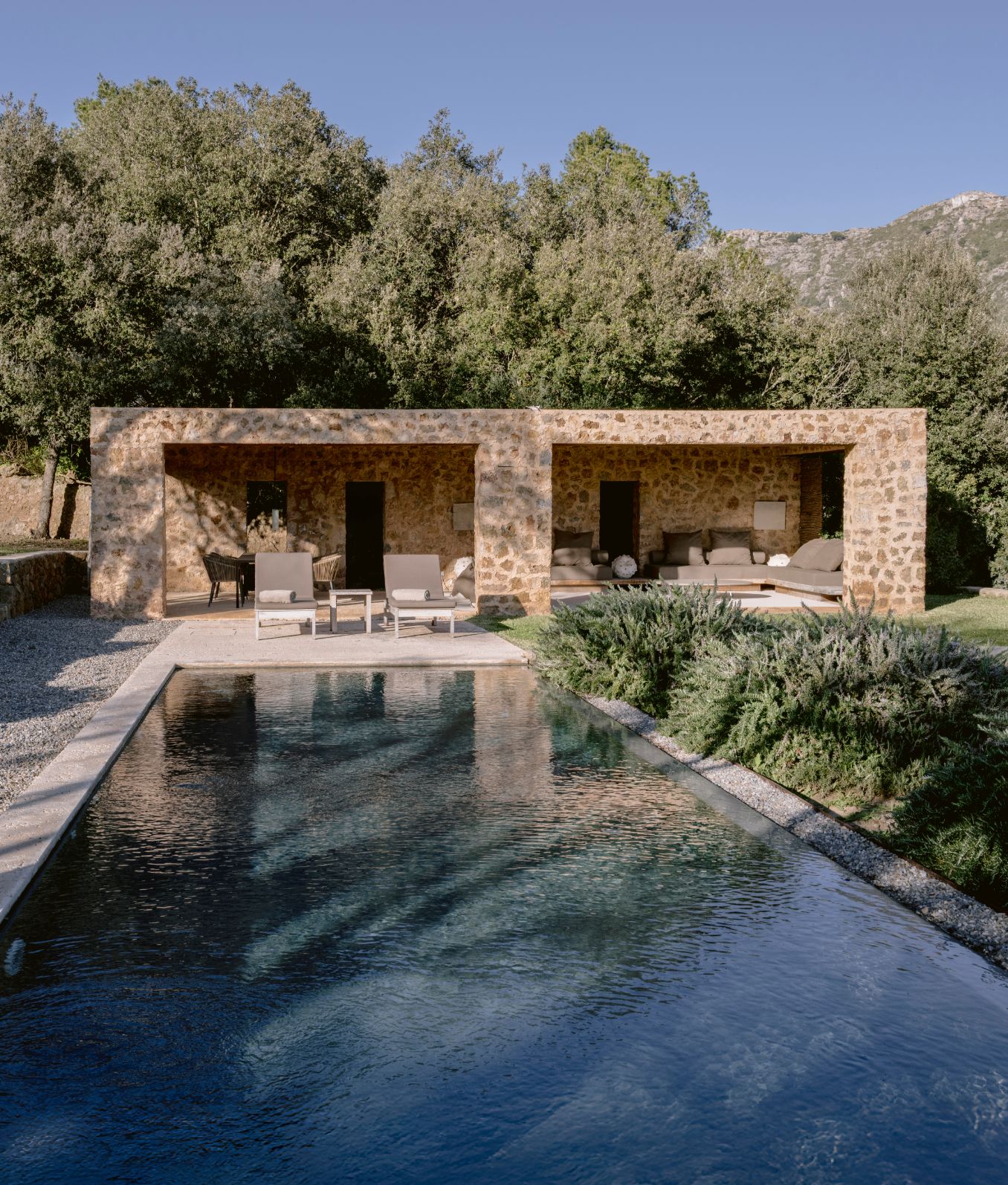 Es Raco D Arta Architecture 2