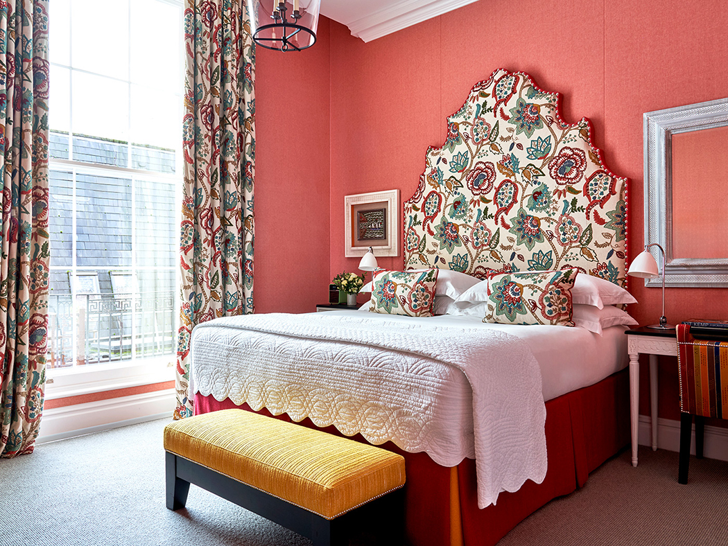 Dorset Square Deluxe King Room V2 R 01 (1)