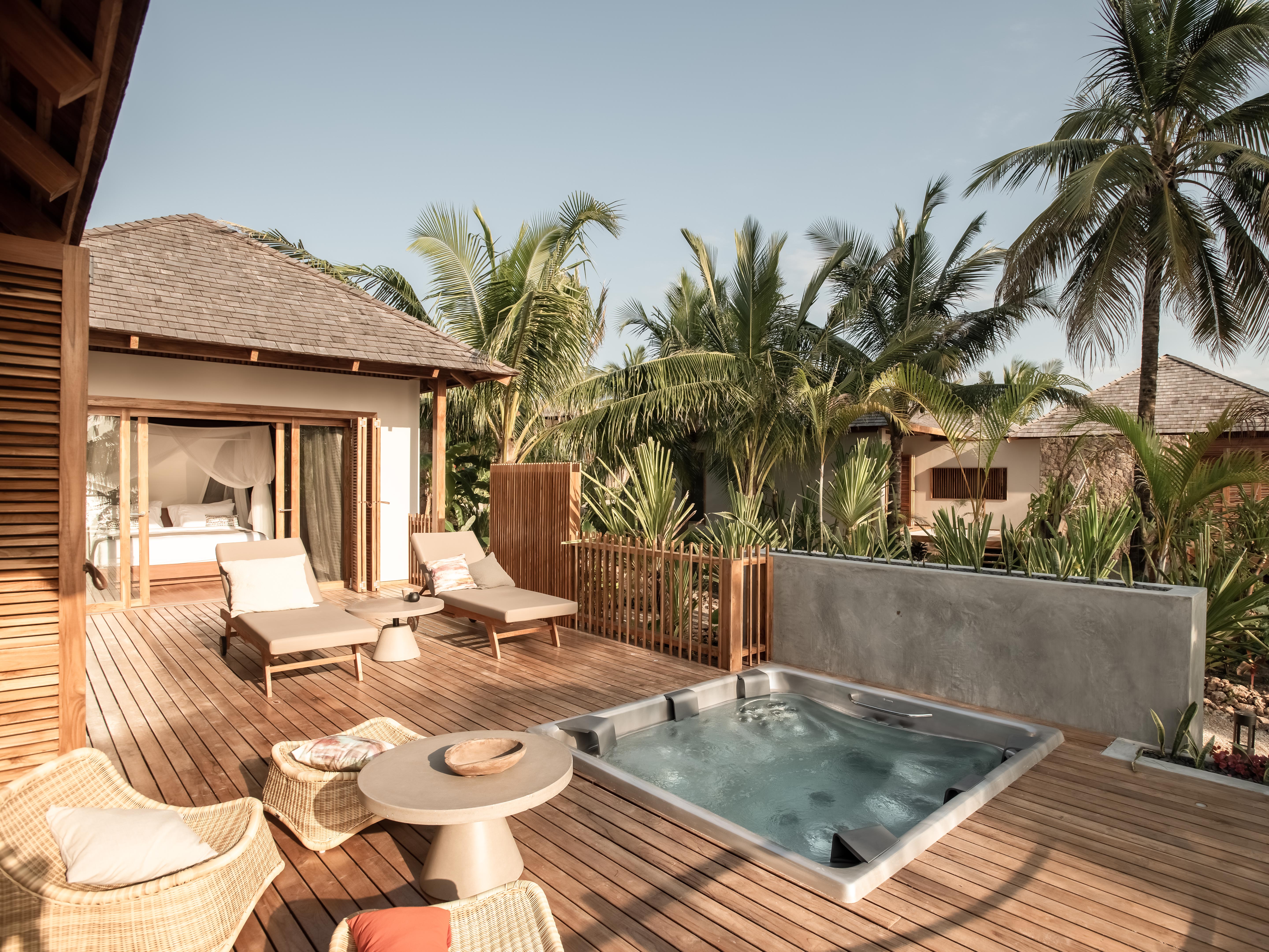 zuri-zanzibar-2-bedroom-oceanfront-villa-R-v2-r.jpg
