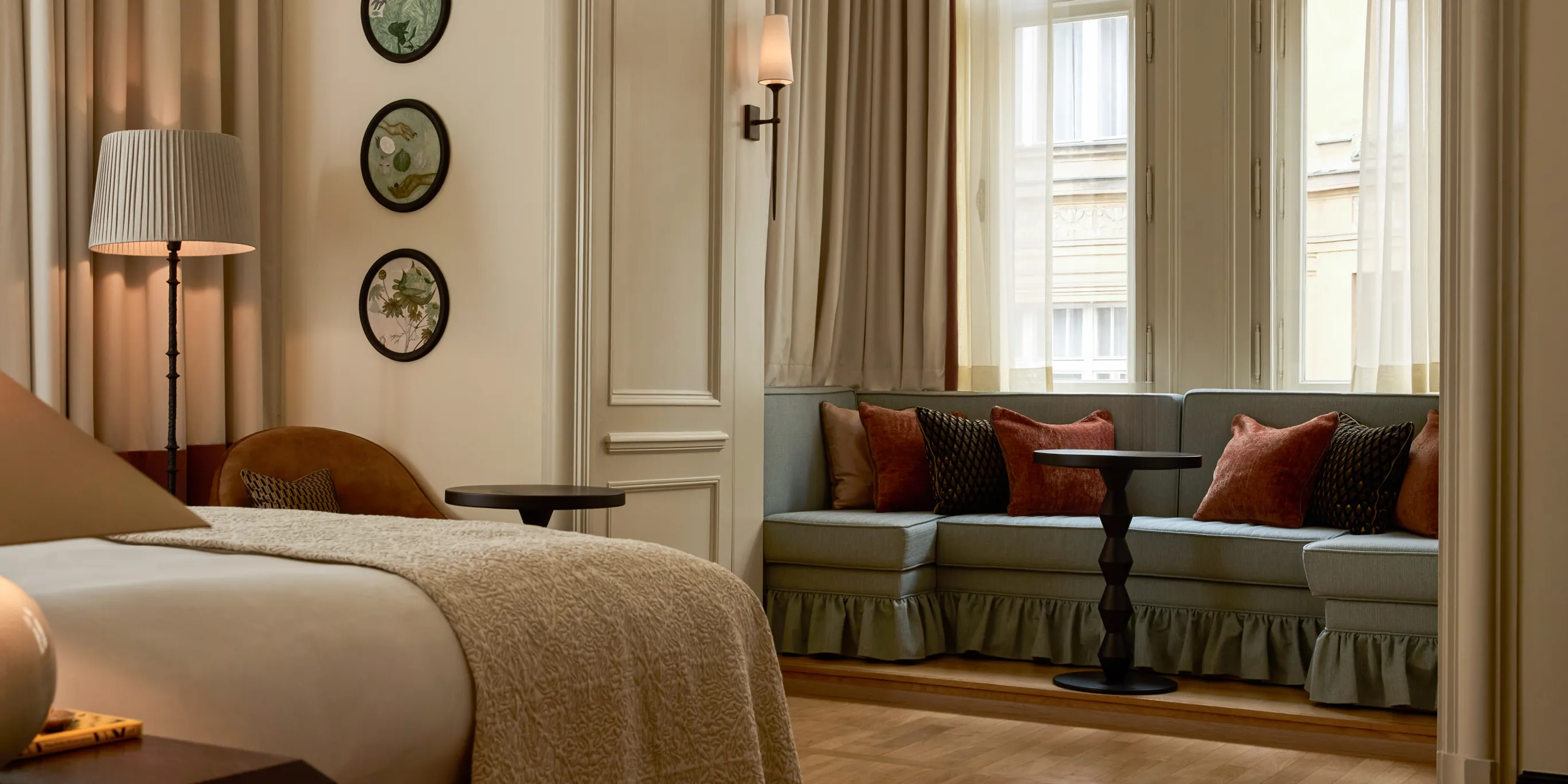 Sir Praque Hotel Rooms