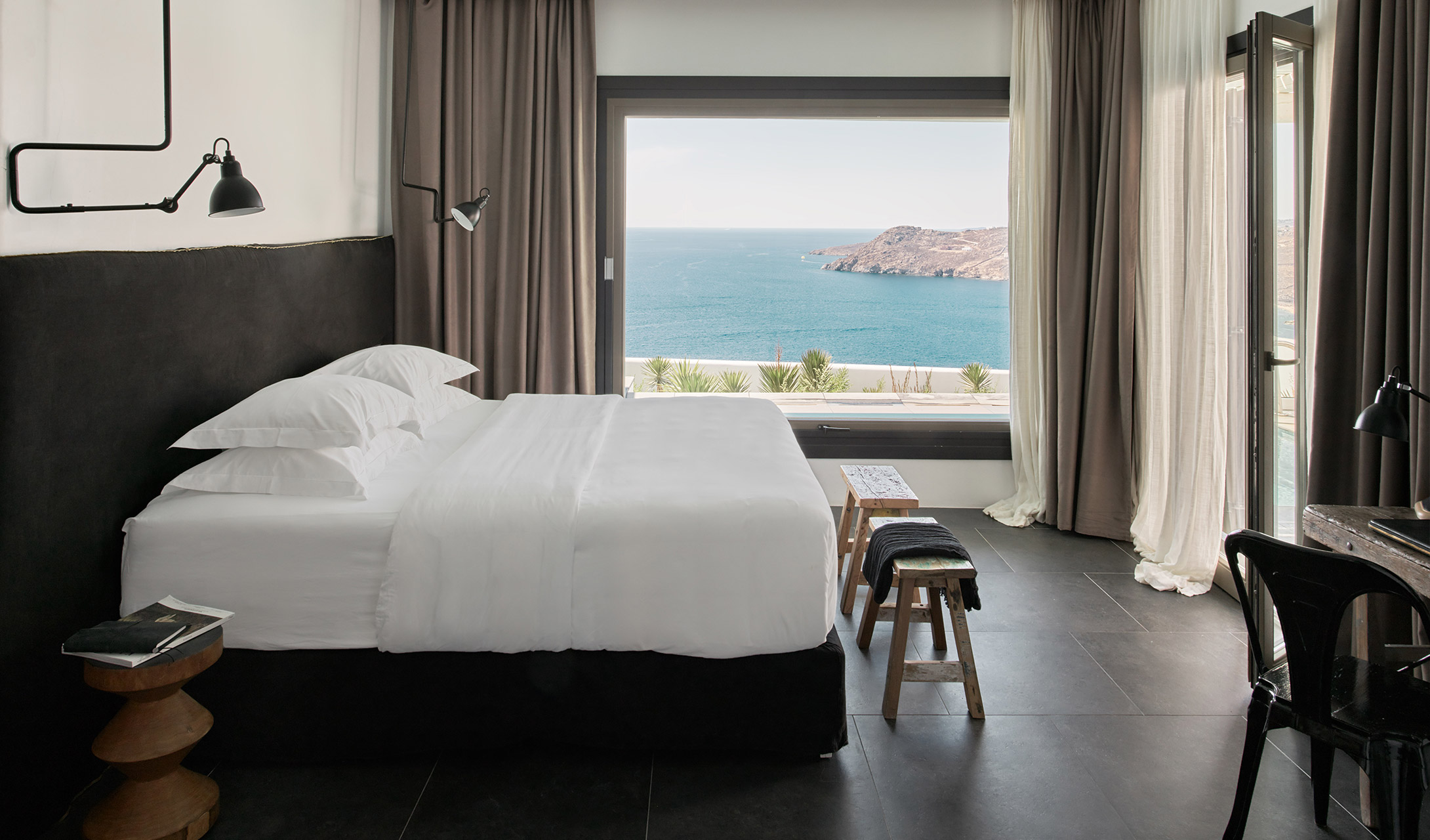 G 06 Myconian Avaton