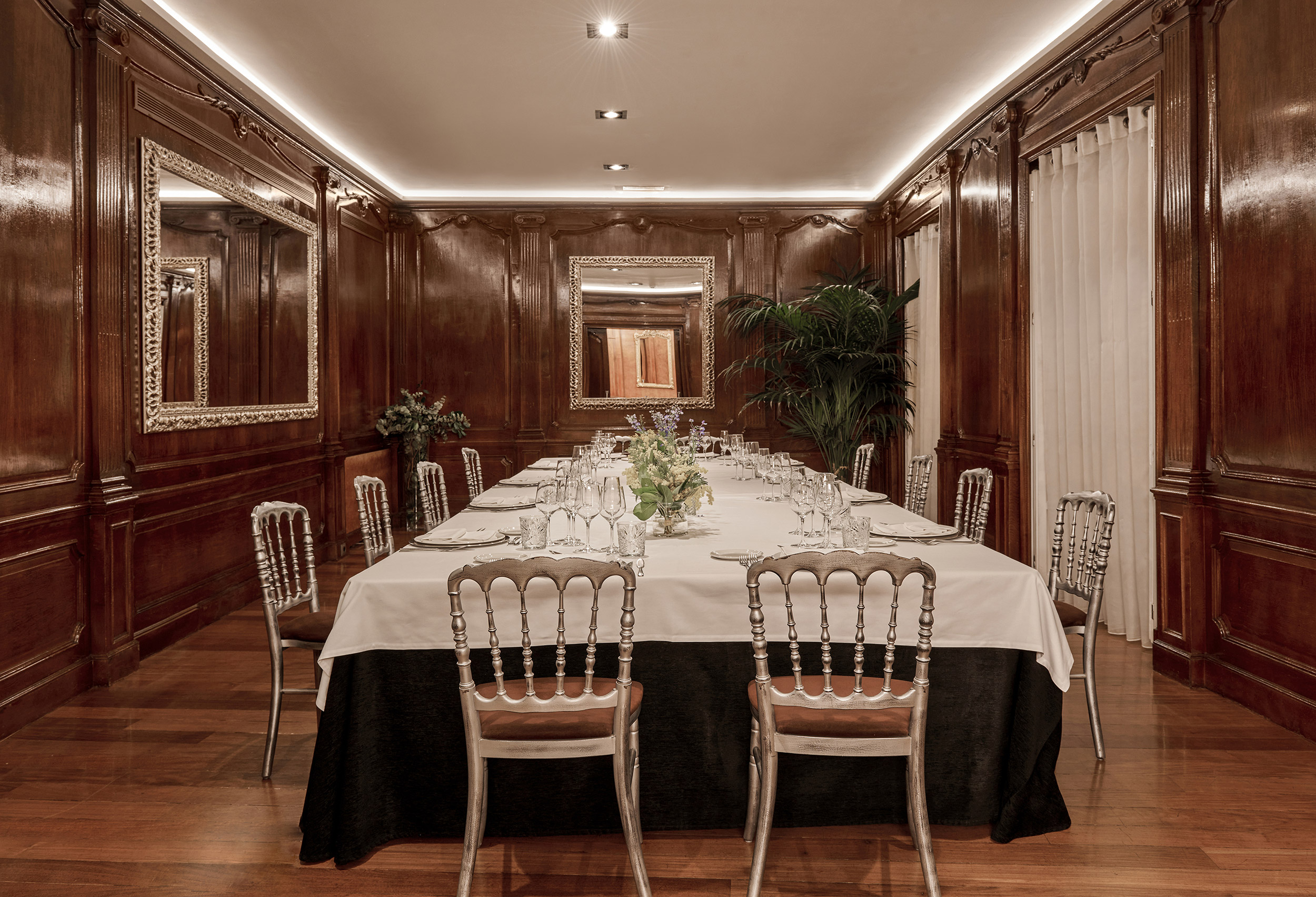 G 24 Hospes Puerta De Alcala